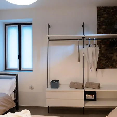 Dimora Di Solcio Historic 17th-century Apartamento *