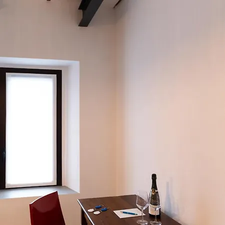Appartamento Dimora Di Solcio Historic 17th-century Lesa